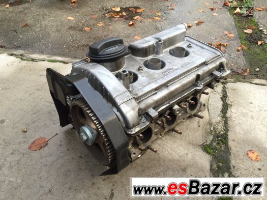 Prodám hlavu válců 2.8 V6