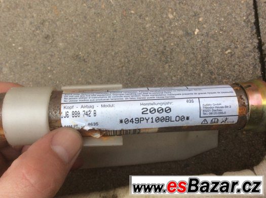 VW Golf IV - stropni airbag Moznost predani v Praze po dohode.