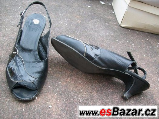 Sandály vel. 39 Sandály vel. 39