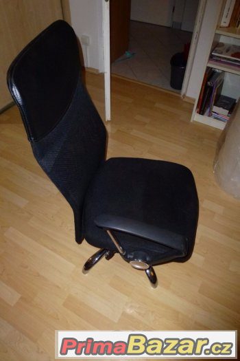 Kancelářská otočná židle