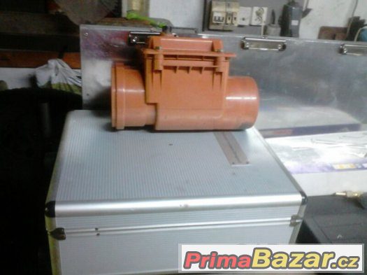 Kanalizační klapa DN 125 Kanalizační klapa DN 125