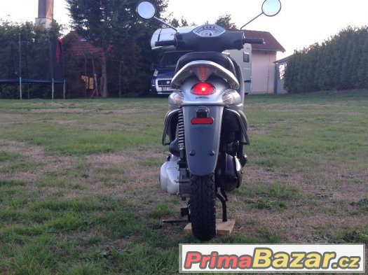 piaggio liberty 125