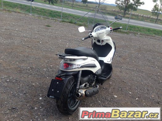 piaggio beverly 400 ie tourer - po 2 majiteli