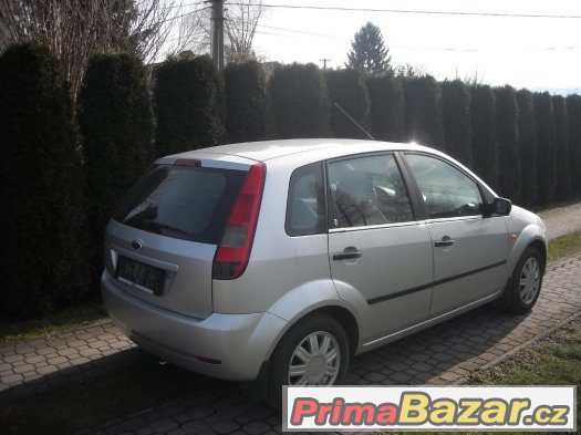 ZLEVNĚNO Ford Fiesta R.v.2005 1.25i GHIA,5DV,PLNÁ VÝBAVA