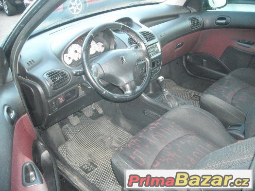 ZLEVNĚNO Peugeot 206 1.4i SPORT R.v 2003