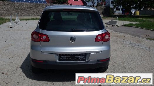 VW Tiguan 2011 diesel plná výbava, kůže, kamera, xenony...