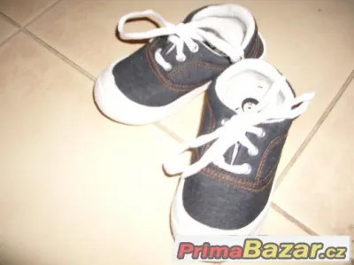 Prodám modré plátěné polobotky vel.28