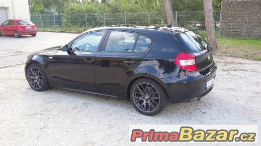 BMW 118i, 8/2006, úprava Schnitzer za 60.000, Alu 18