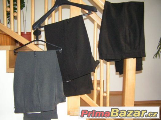 Tmavě šedý pánský oblek - sako + 3x kalhoty vel. 25 zn. C&A