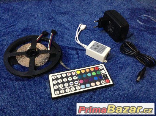 RGB LED pásek 5m