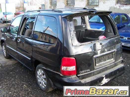 KIA CARNIVAL 2,9 CRDI 106KW,R.V.2004HAVAROVANÝ- PO DÍLECH