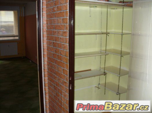 PRONÁJEM DOMU NEBO 3x BYTY PRONÁJEM DOMU NEBO 3x BYTY