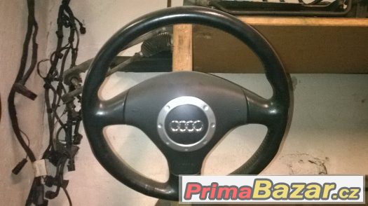 Tříramenný Volant Audi nebo Volkswagen Tříramenný Volant Audi nebo Volkswagen