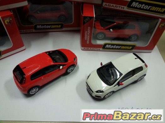 Model 1:24 Fiat Grande Punto Abarth