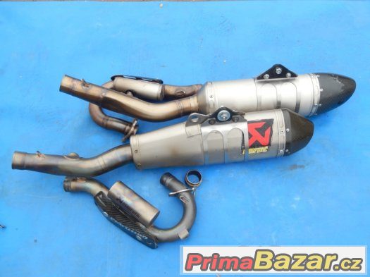 Prodám výfuk na Honda CRF 250 R pro r.v. 2010-2013 Prodám výfuk na Honda CRF 250 R pro r.v. 2010-2013