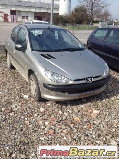 Peugeot 206 r. 2001