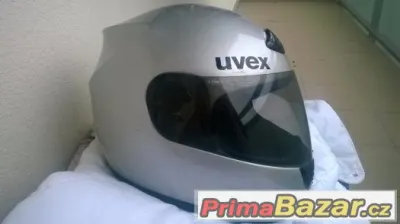 Dva roky jetá přilba UVEX GS.Viz foto..