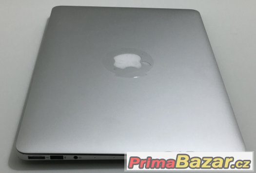 Macbook Air 13, rok 2015, 4GB RAM, 128GB SSD