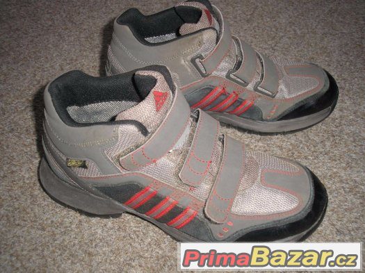 Kotníčkové boty zn.Adidas Kotníčkové boty zn.Adidas