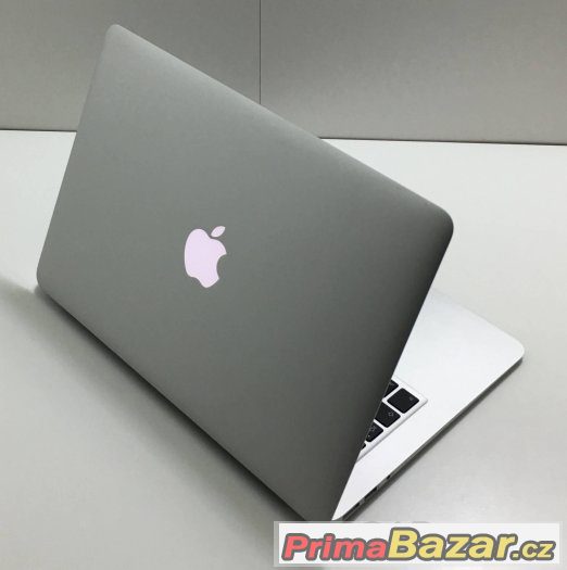 Macbook Air 13, rok 2015, 4GB RAM, 128GB SSD