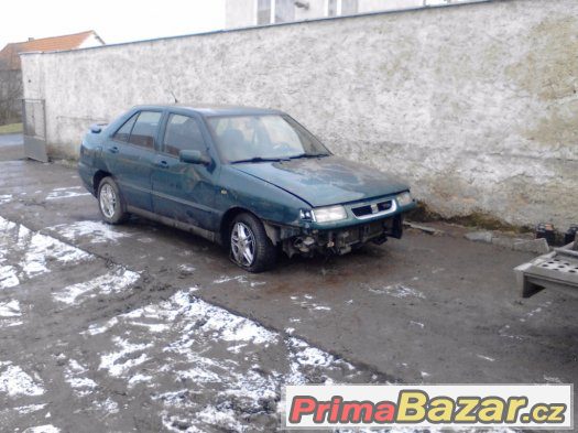 seat toledo 1,9 td na  díly