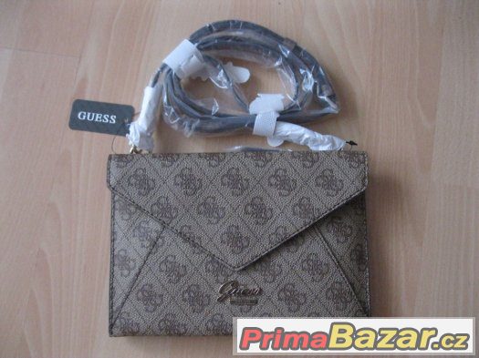 guess-crossbody-kabelka-a-psanicko-v-1