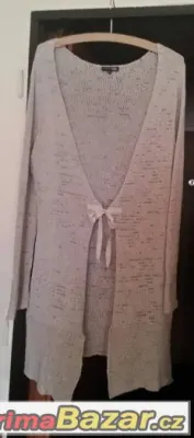 Moderní CARDIGAN, prsa do 130 cm Nevyužitý.