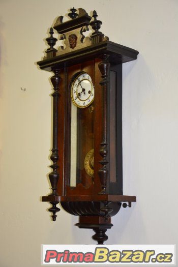 Starožitné řezbované hodiny Gustav Becker-r1911