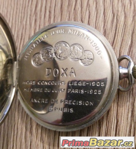 Starožitné 2-plášťové hodinky-DOXA Swiss made-TOP stav