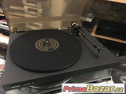 Gramofon Tesla NC500 Hi-Fi, po repasi, černé provedení