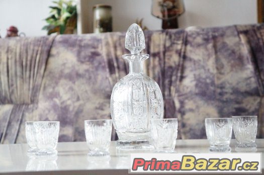 Souprava z broušeného skla - karafa a 6 pohárků