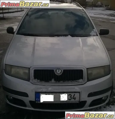 Prodám Škoda Fábia benzín 1.2 , sříbrná metalýza, 47 Kw