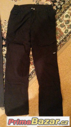 Zateplené kalhoty černé - velikosti 152, 158, 164