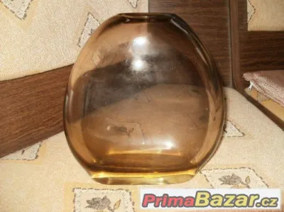 Prodám,panáčka,myš,vázu,džbánky,květník