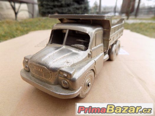 stary-model-odlitek-tatra-138