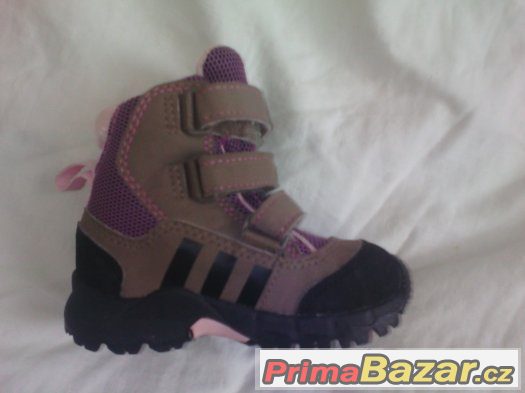 Zimní boty adidas holtana snow vel.21