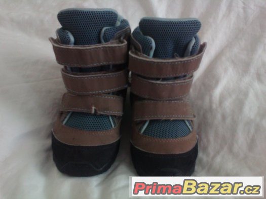 Zimní boty adidas holtana snow vel.23