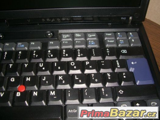 Špičkový notebook IBM ThinkPad R40 - FUNKČNÍ