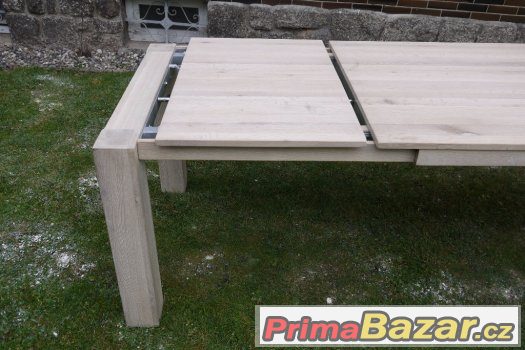 Jídelní stůl Bardolino Caroni z masivu DUB Jídelní stůl Bardolino Caroni z masivu DUB