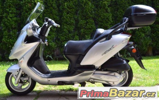 Kymco Grand Dink 250