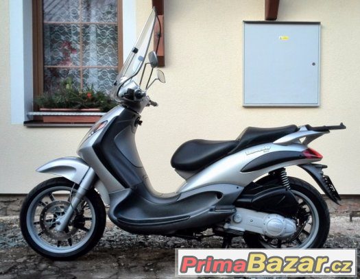 Piaggio Beverly 200