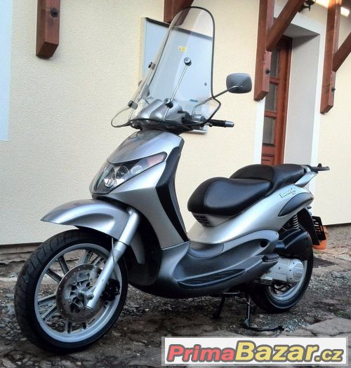 Piaggio Beverly 200