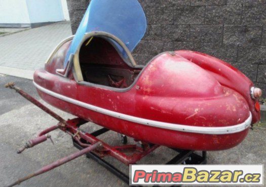 Jawa 350 Velorex 560 Sidecars sajda lodička pav