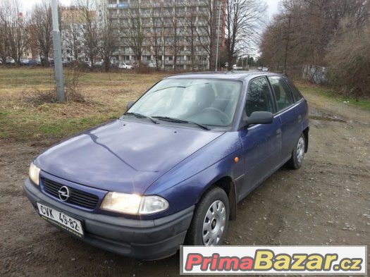 Opel Astra 1.4i classic. Koupené nové v ČR,130000km