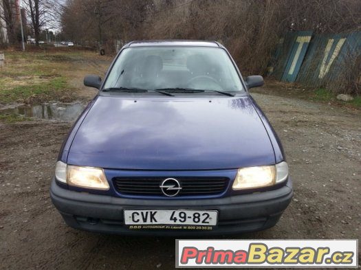 Opel Astra 1.4i classic. Koupené nové v ČR,130000km Opel Astra 1.4i classic. Koupené nové v ČR,130000km