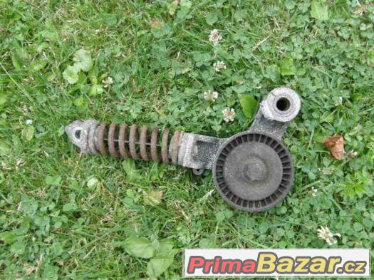 opel corsa B 1.0 r.v. 2000 alternator prevodovka svetlo