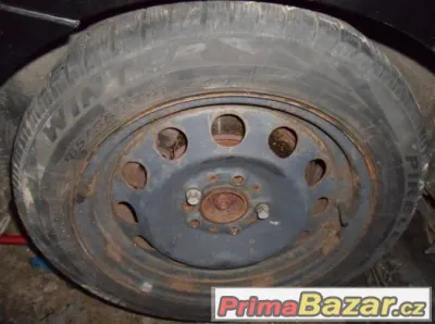 BMW - zimní plechová kola 16"