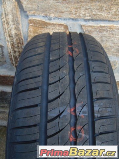 205/60R15 91V Pirelli Cinturato P1 (LETNÍ) 2ks NOVÉ 205/60R15 91V Pirelli Cinturato P1 (LETNÍ) 2ks NOVÉ