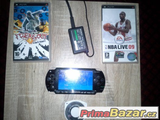 PSP S WIFI NOVEJSI TYP 3 ORIGINAL HRY V PEKNEM STAVU