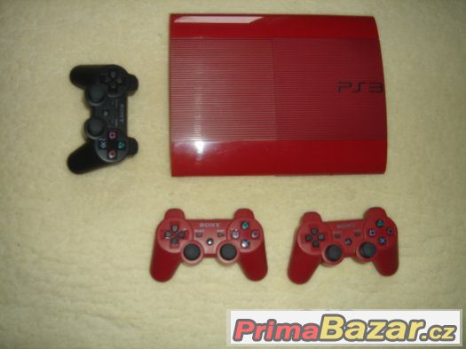 Prodám zánovní PS3 Super Slim 500GB, je červený + hry